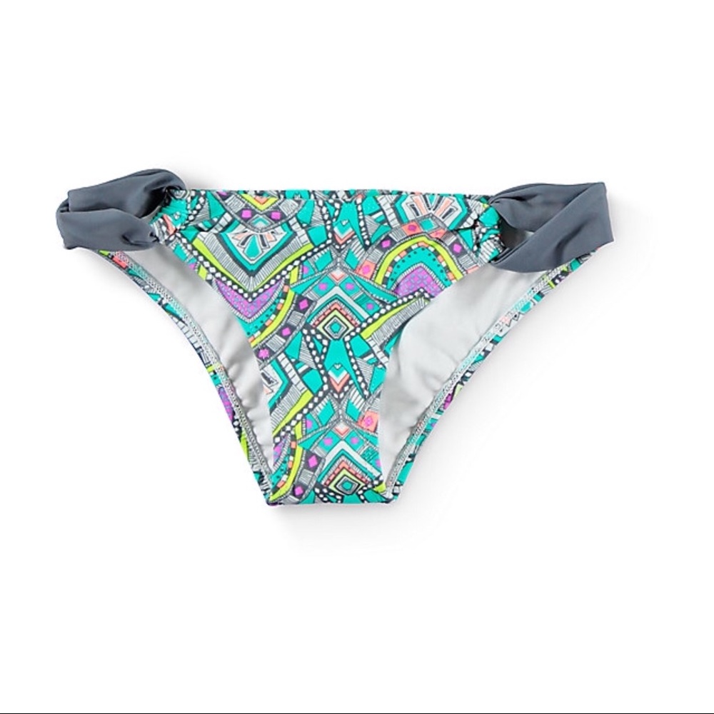 Malibu plume fantasy hipster bikini bottom
